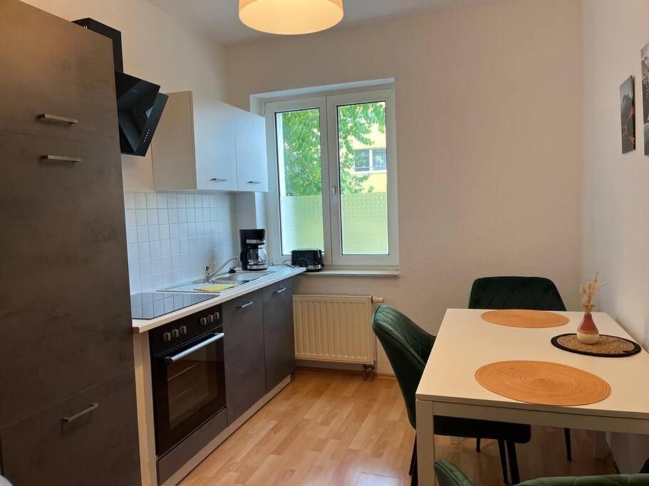 Blue Chili 22 - 2-Raum-Wohnung Im Stadtfeld Ost Magdeburg Kültér fotó